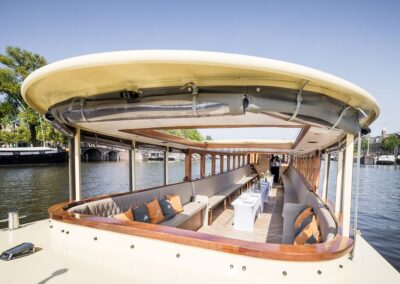 75 persoons Salonboot Titanic