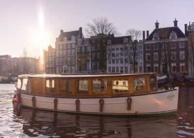Saloonsloep 24 personen